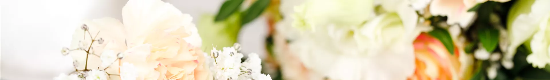 Blumen zur Hochzeit – ideales Geschenk oder doch eher überflüssig? - Rosengut Langerwisch